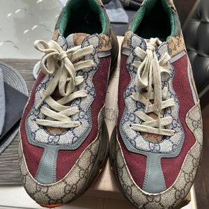 Authentic men’s Gucci tennis